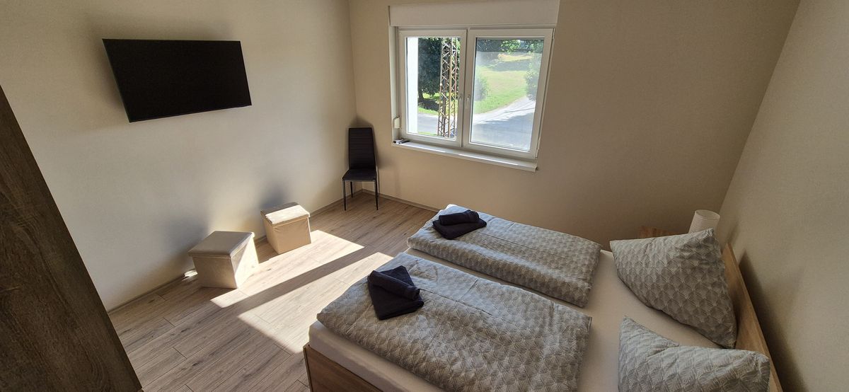 konyhai étkezőrész – Maycherry Apartments Siófok